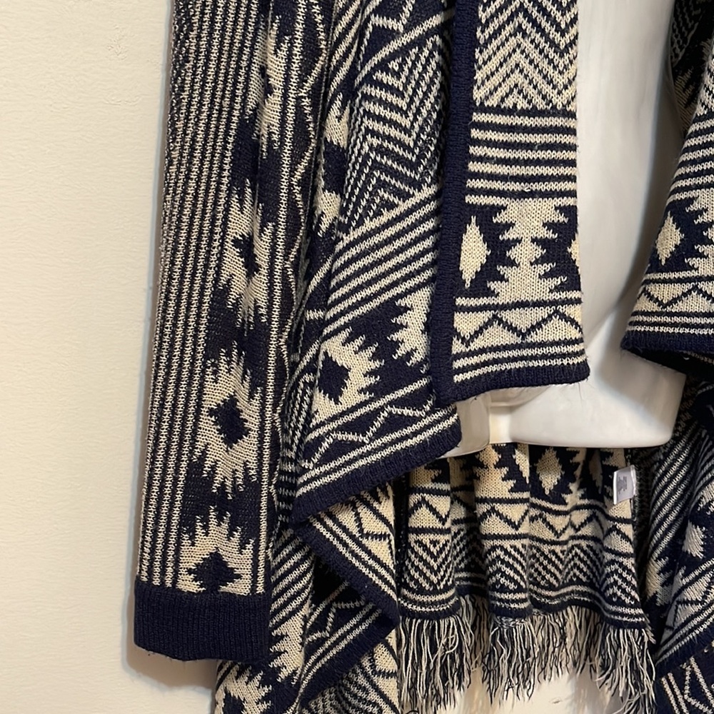 Aztec Cardigan - Picture 3 of 5